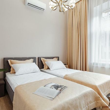 Central Barkar Apartments Odessa Exteriör bild