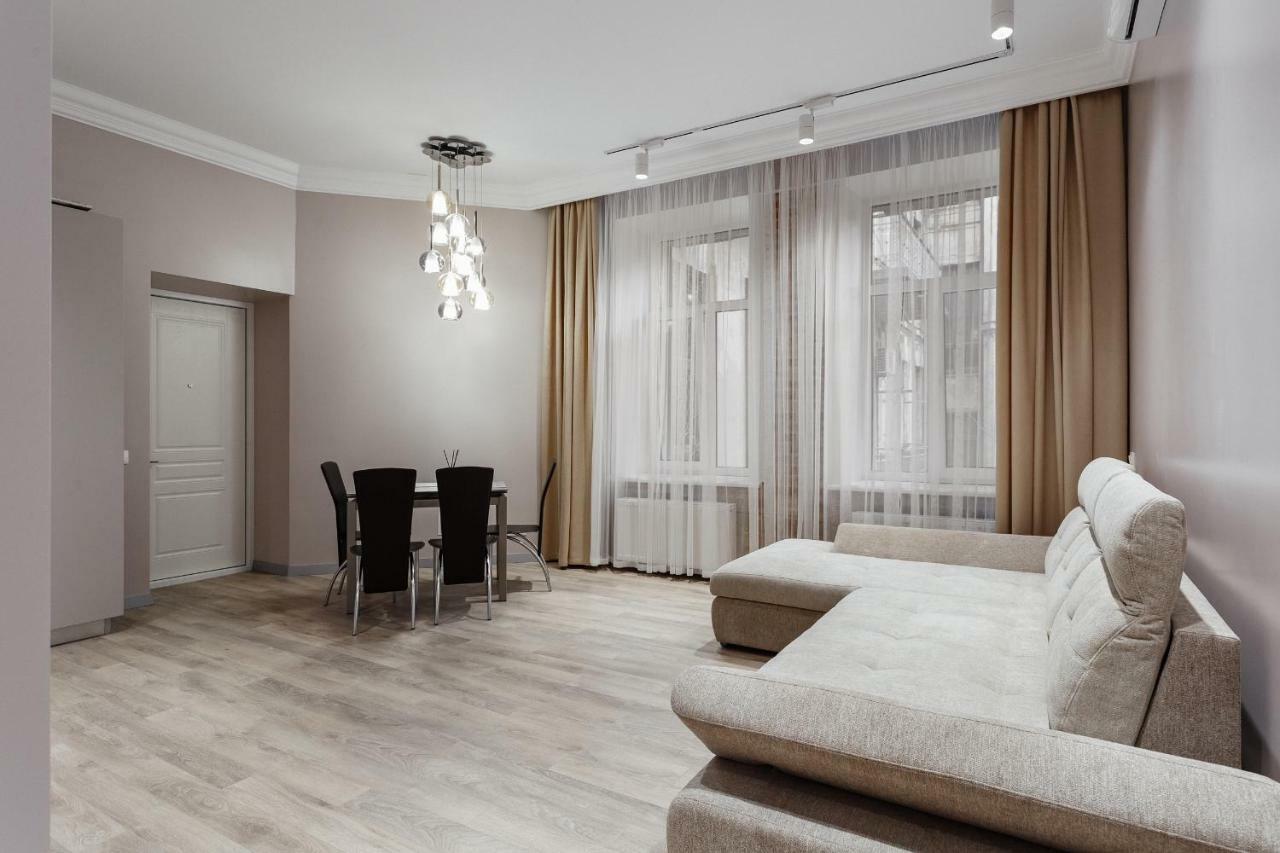 Central Barkar Apartments Odessa Exteriör bild